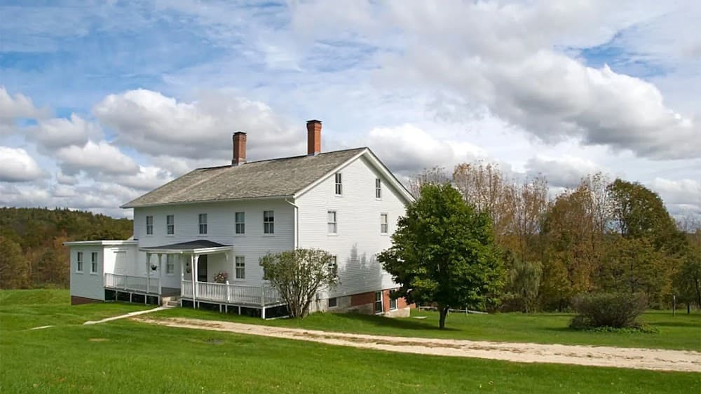 All About Buying a Farmhouse
