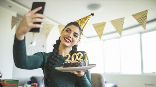Ring in 2021 With Eye-Catching Decorations At Your Home